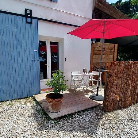 Mas Constantin Apartamento Salin-de-Giraud Exterior foto