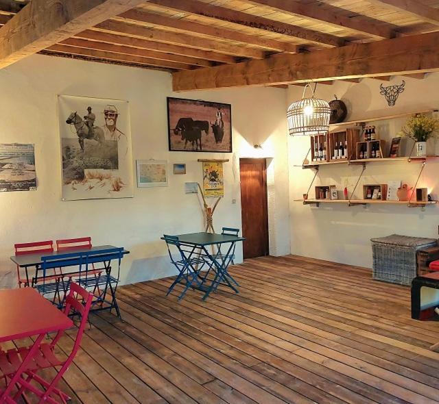 Mas Constantin Apartamento Salin-de-Giraud Exterior foto
